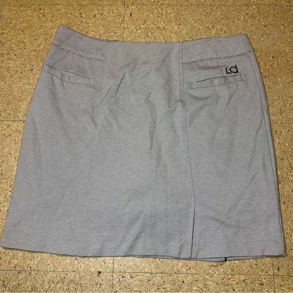 Lizzie Driver Womens Stretch Skirt Skort Tennis Golf White Black Stripe Sz 12 - Picture 3 of 6